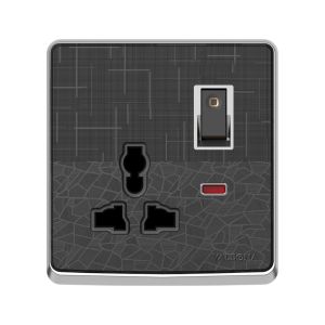 13A SINGLE SOCKET MULTI WITH LIGHT